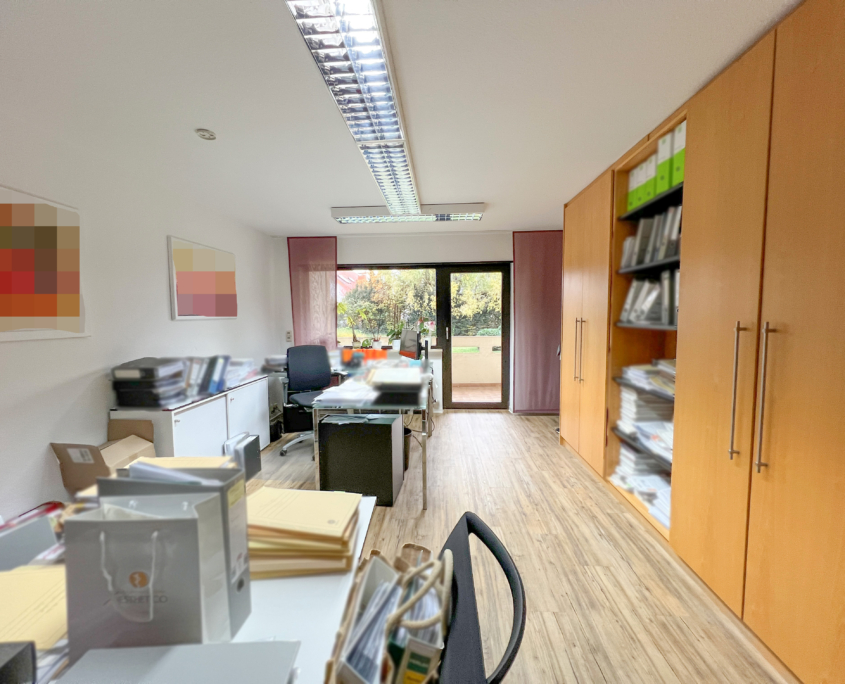 4. Wohnzimmer